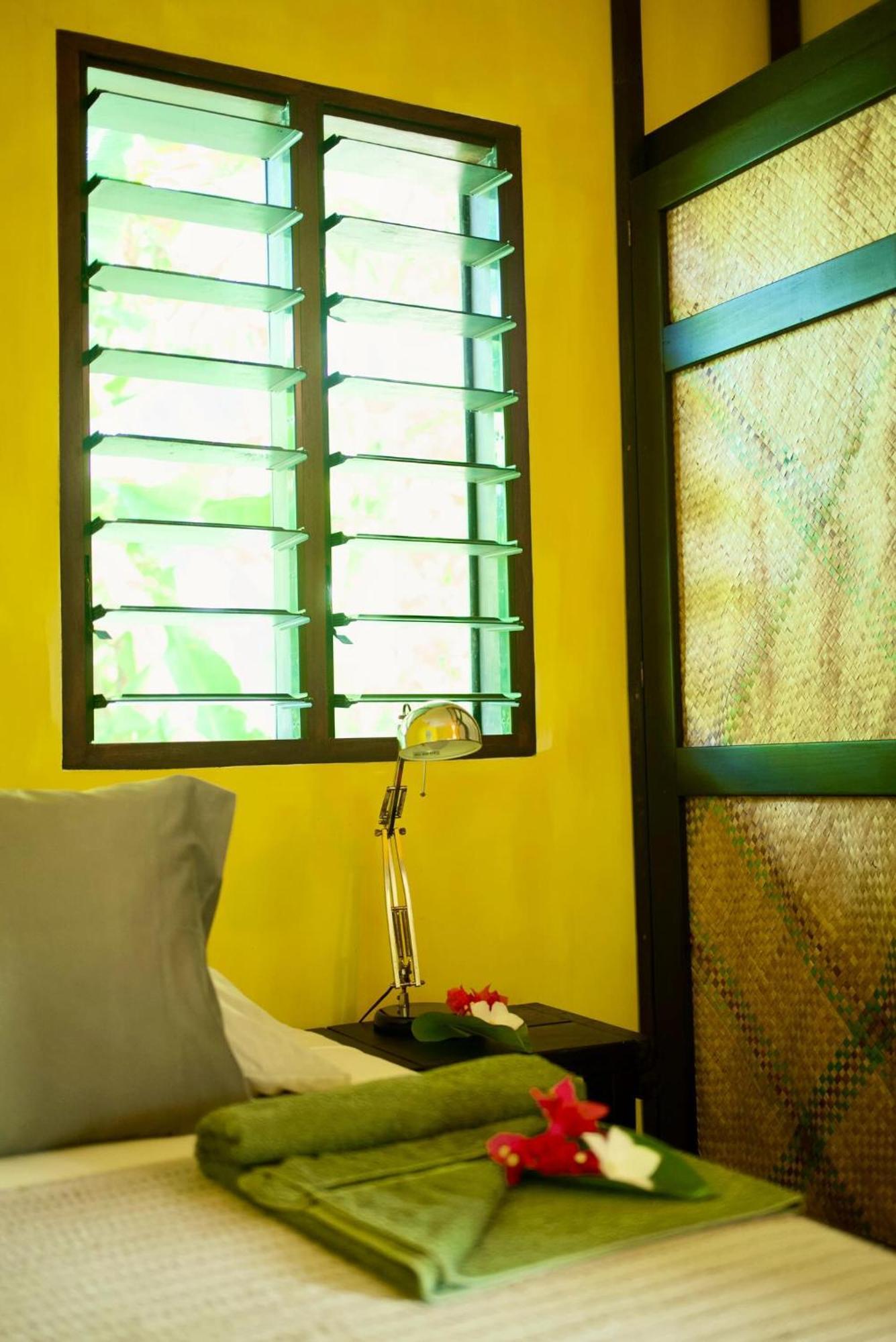 South Pacific Memories Hotel Port Vila Exterior photo