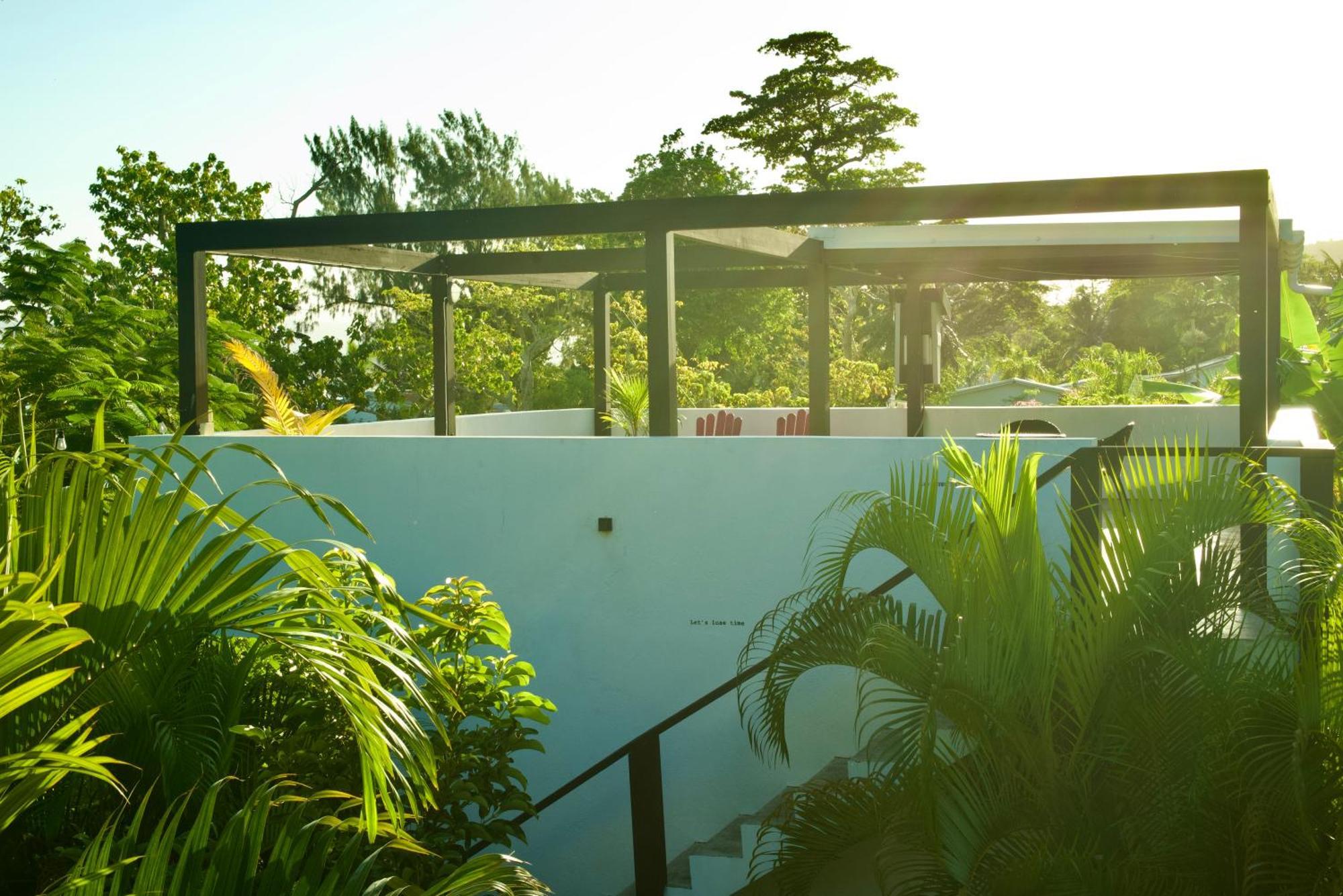 South Pacific Memories Hotel Port Vila Exterior photo